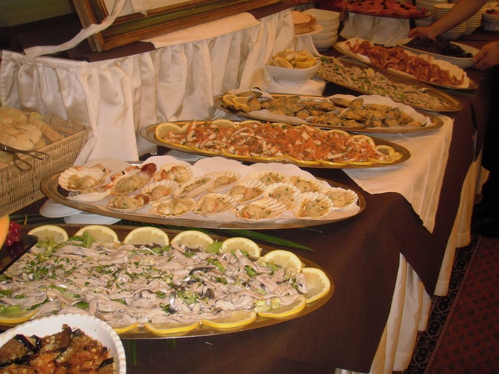 Hotel Mirabella Риччоне Экстерьер фото